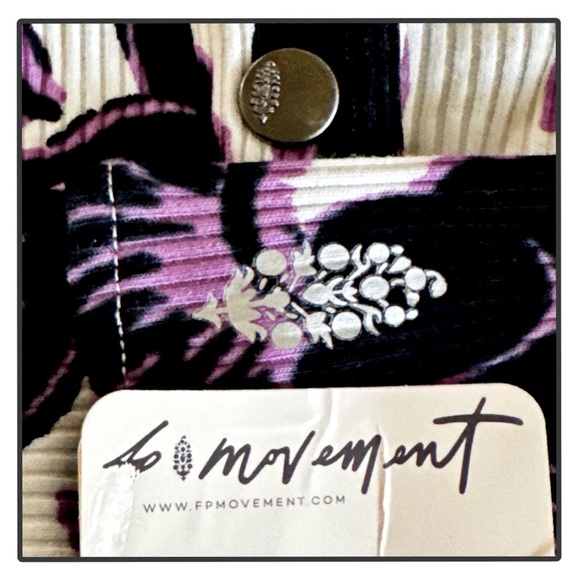 NWT Free People Movement Rally Printed Layer Top - Picture 11 of 15